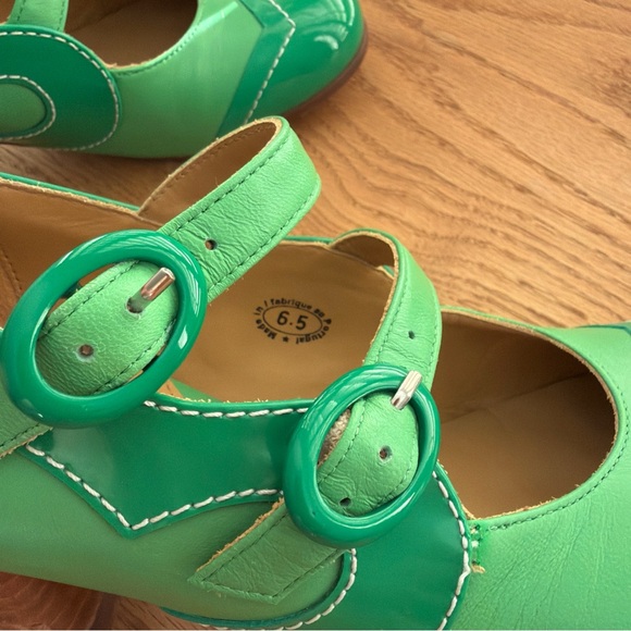 John Fluevog Operetta Vibrant Green Double Strap Heels - Picture 8 of 10